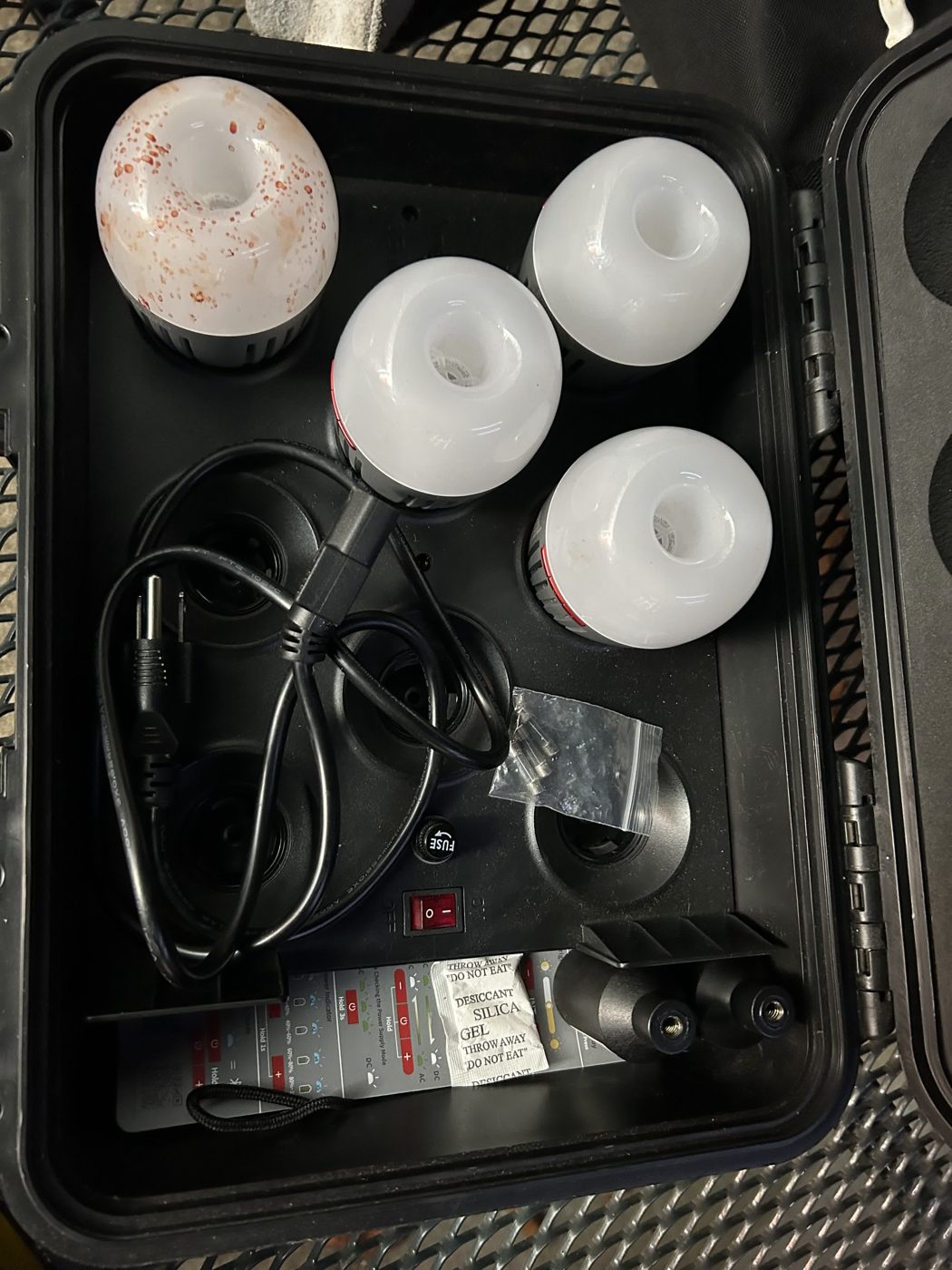 Aputure B7c 4-Pack with Charging Case